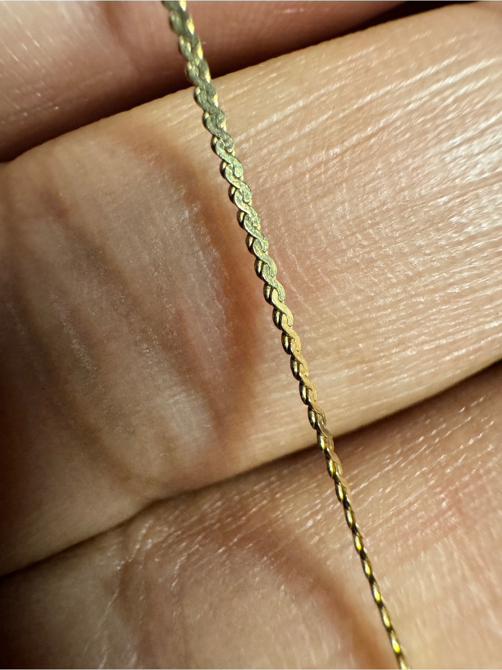 14K Gold Delicate Pendant Necklace - Elegant Everyday Chain - Picture 7 of 7